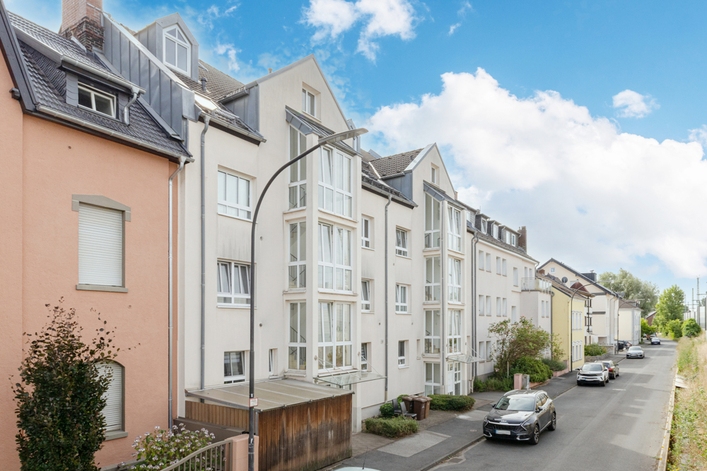 Straßenansicht