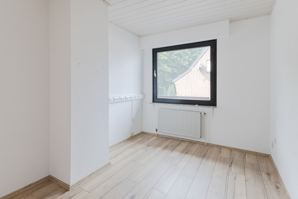 Schlafzimmer 4