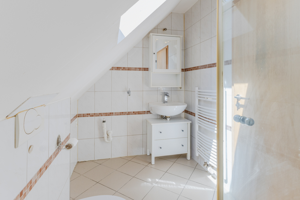 Bad DG Wohnung 2
